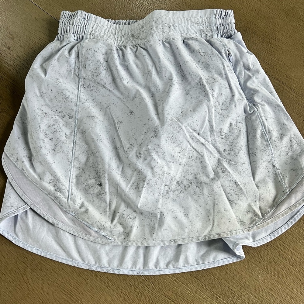 Lululemon tennis skirt size 6